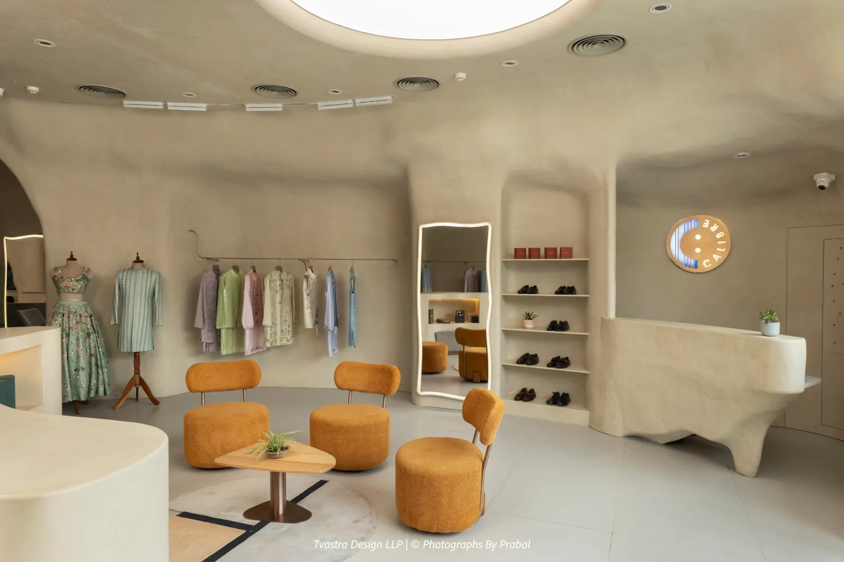 Calibre, the sweeping reception and curved display