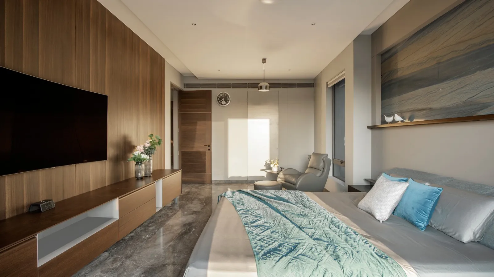 E3 Bungalows master bedroom
