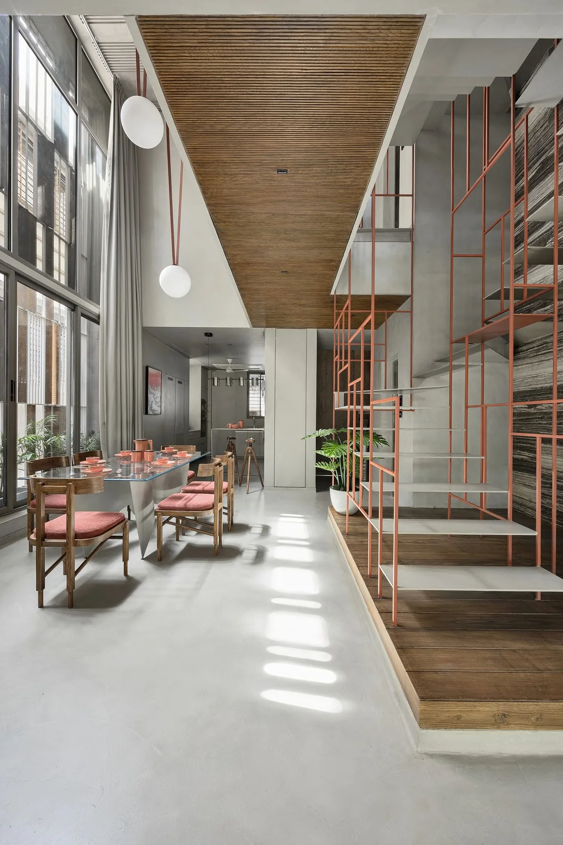 Metal Life, dining