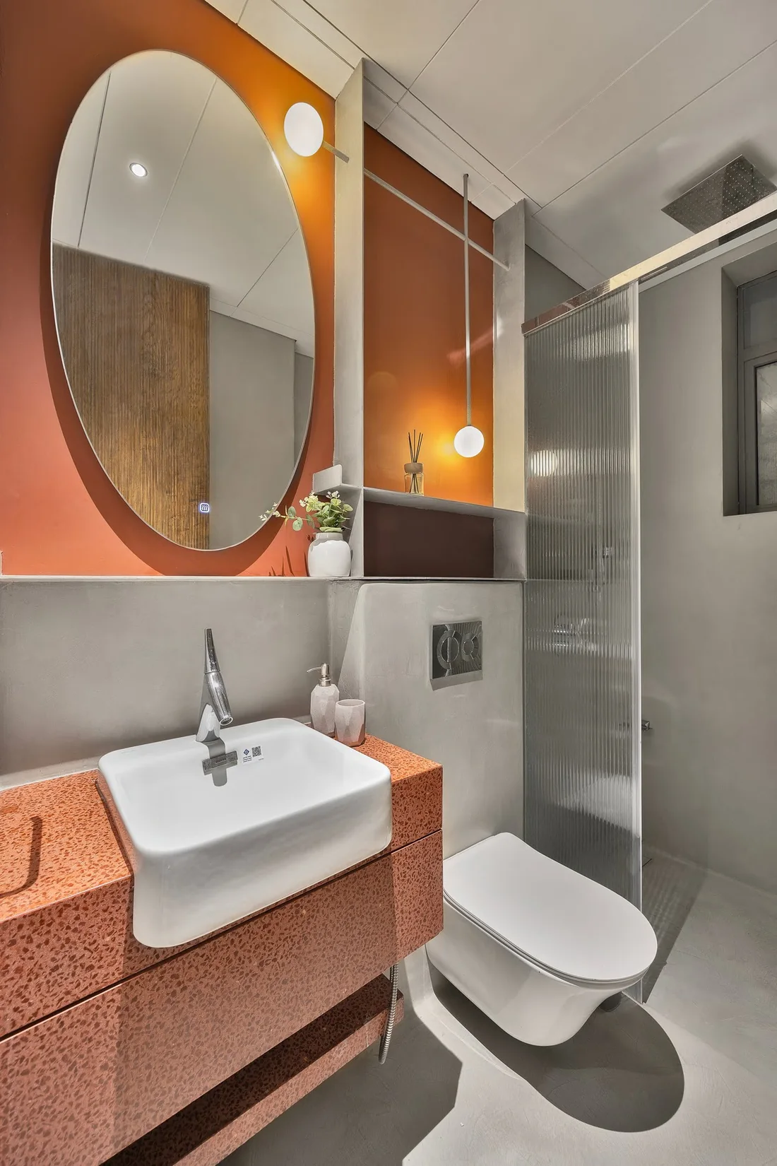Metal Life, bathroom