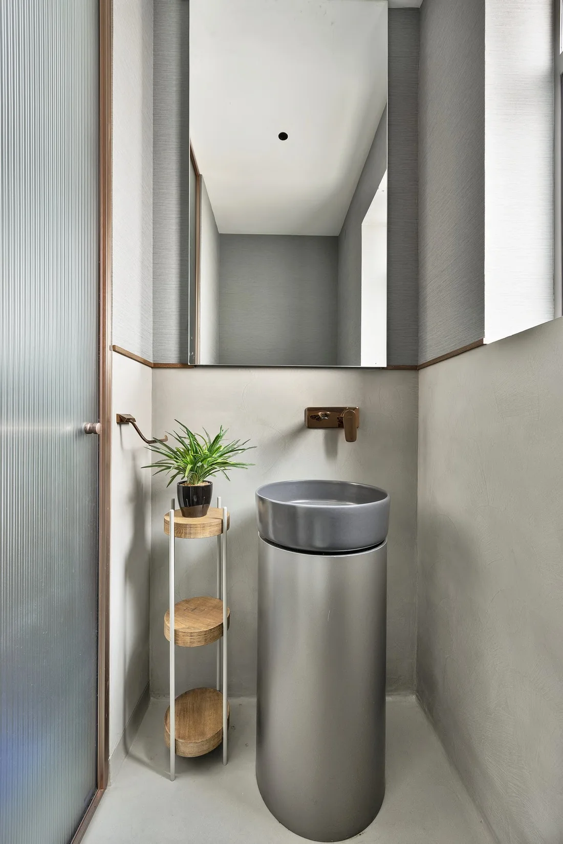 Metal Life, powder room