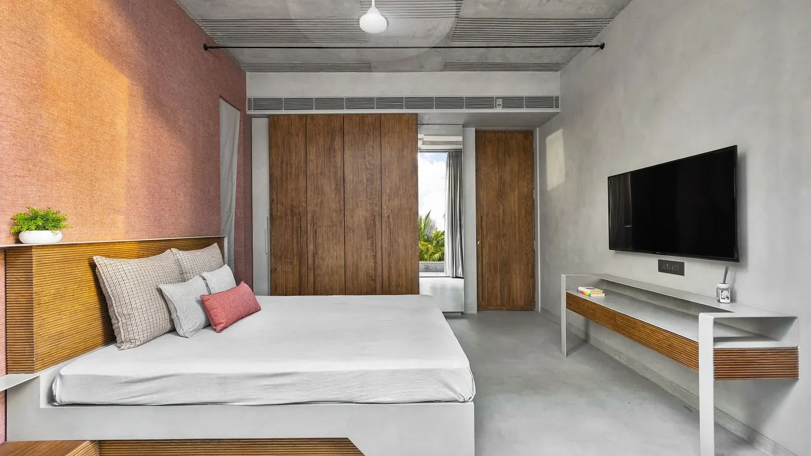 Metal Life, master bedroom