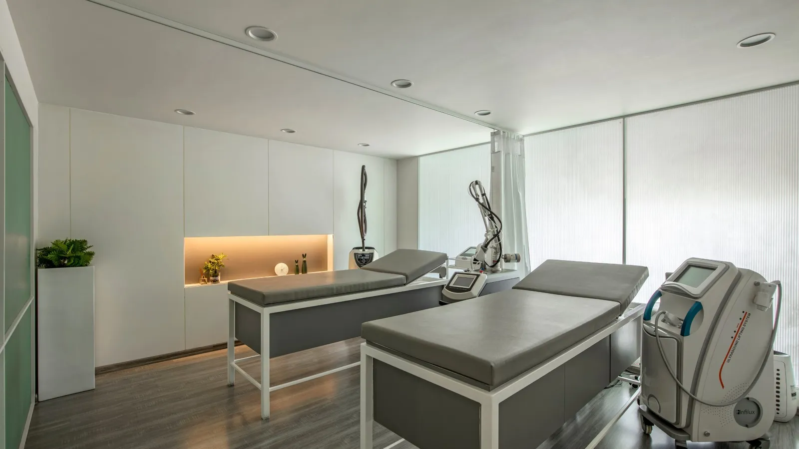 Shah Clinic treatment room